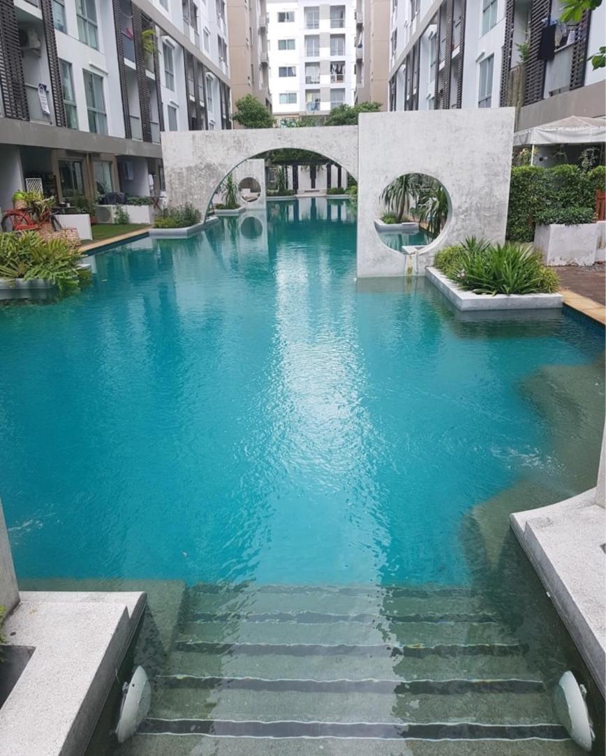Luxury Condominium Sukhumvit 77 방콕 외부 사진